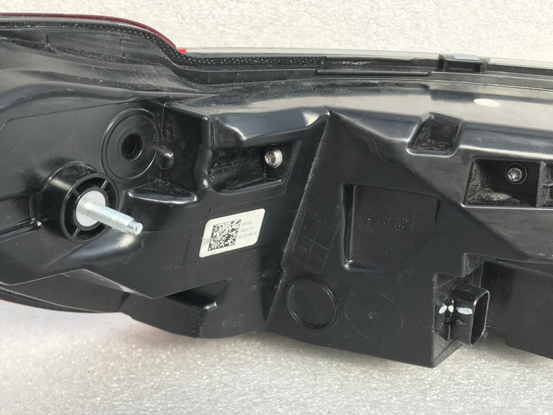 BMW 3' G20 SALOON 2018-ON REAR BOOT LID TAILGATE RIGHT SIDE LED TAIL LIGHT LAMP