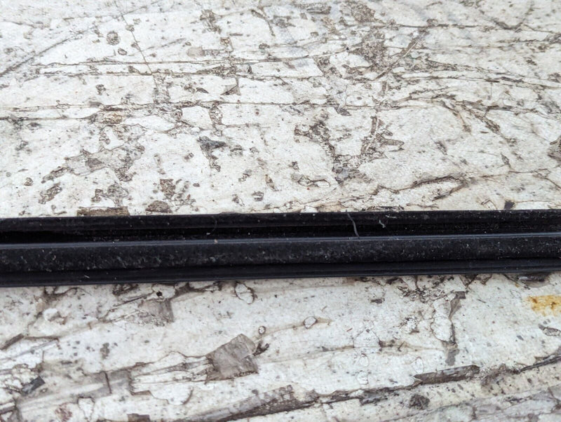 SKODA KAROQ NU7 17-21 REAR RIGHT O/S DOOR WINDOW TOP MOLDING STRIP TRIM GENUINE