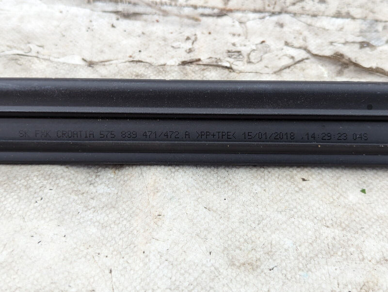 SKODA KAROQ NU7 17-21 REAR LEFT N/S WINDOW INNER SLIDING SEAL 575839471 GENUINE