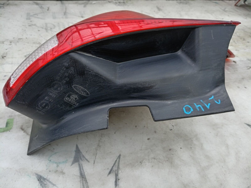 FORD FOCUS MK3 2011-15 HATCHBACK PASSENGER SIDE REAR LIGHT LEFT BM51-13405