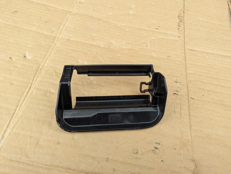 MERCEDES S-CLASS W221 06-13 FRONT SEAT RIGHT O/S INSIDE REAR COVER A2219191020