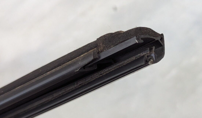 RANGE ROVER EVOQUE L538 2011-2015 FRONT RIGHT O/S DOOR MOLDING TRIM BJ3M-21452