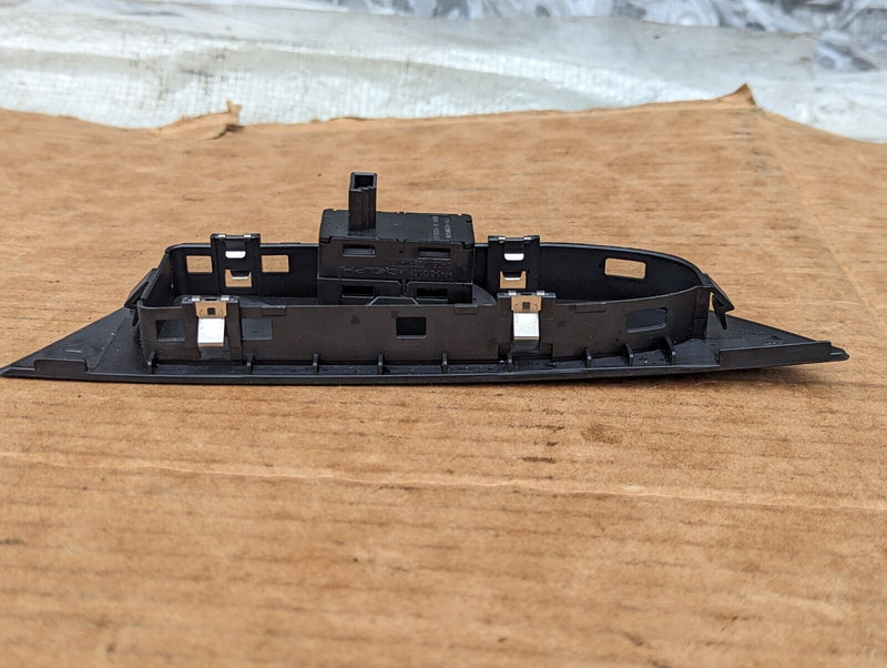 BMW X1 E84 09-15 REAR LEFT N/S ELECTRIC WINDOW CONTROL SWITCH PANEL 6935534