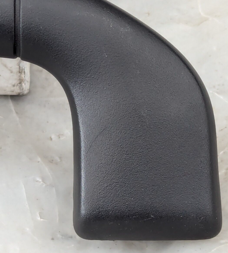 MERCEDES-BENZ C-CLASS W204 07-11 FRONT RIGHT O/S ROOF GRAB HANDLE A2048100051