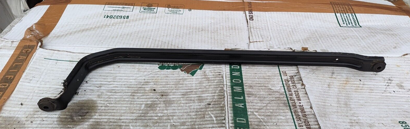 BMW 3 SERIES F30 2011-2019 LEFT N/S FUEL TANK TENSION STRAP 7260942 GENUINE