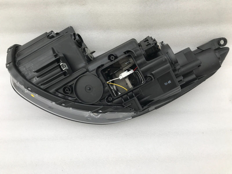 HYUNDAI ix35 SE FACELIFT 2013-16 HEADLIGHT XENON RIGHT DRIVER SIDE 92102-2SXXX