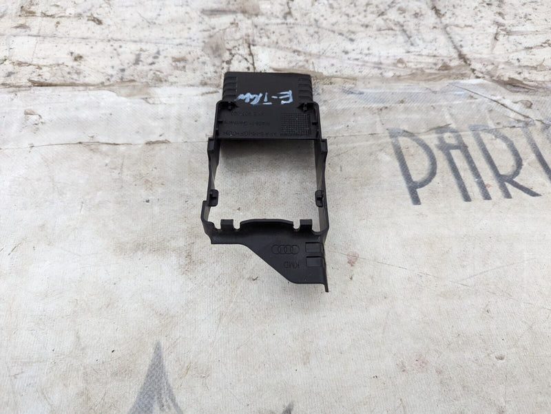 AUDI E-TRON 2018-ON REAR LEFT N/S BLIND SPOT RADAR SENSOR BRACKET 4KE907693