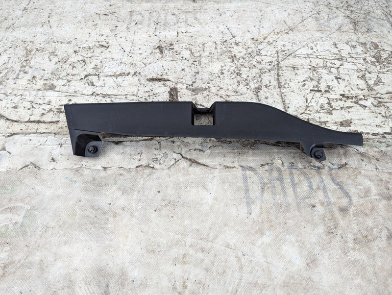 MERCEDES S-CLASS W221 06-13 FRONT RIGHT O/S DOOR LOCK SURROUND TRIM A2217280256