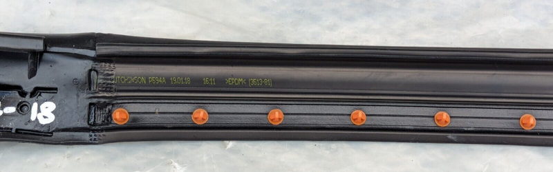 RANGE ROVER EVOQUE L538 2011-2015 REAR RIGHT O/S DOOR SEAL BJ32-25384-A GENUINE