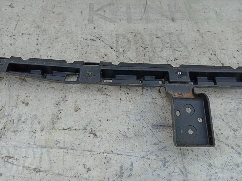 FIAT 500L 2012-2017 REAR BUMPER CENTRE MOUNT SUPPORT BRACKET  51885876