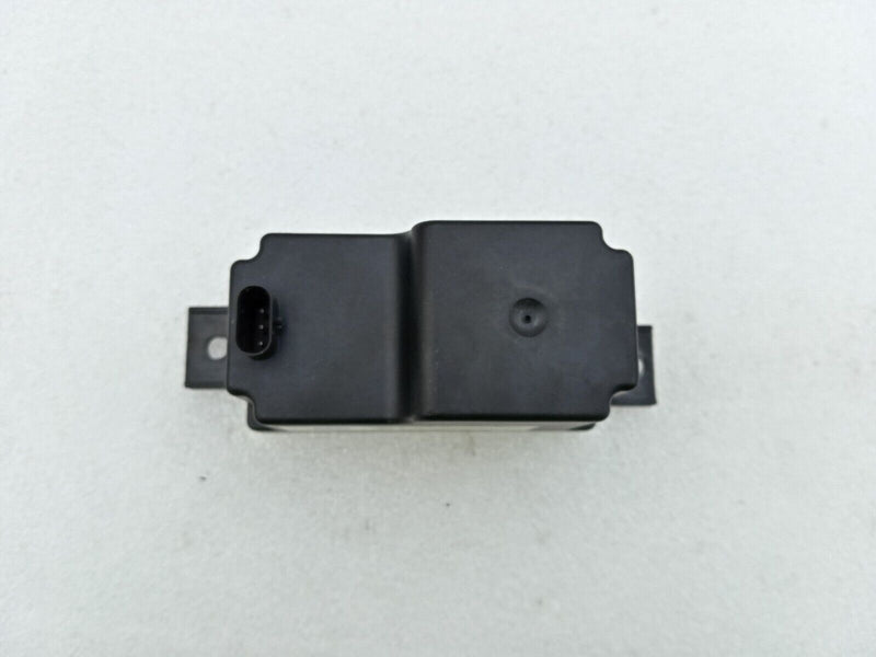 MERCEDES W205 CONTROL UNIT VOLTAGE CONVERTER AUXILIARY BATTERY A2054400073