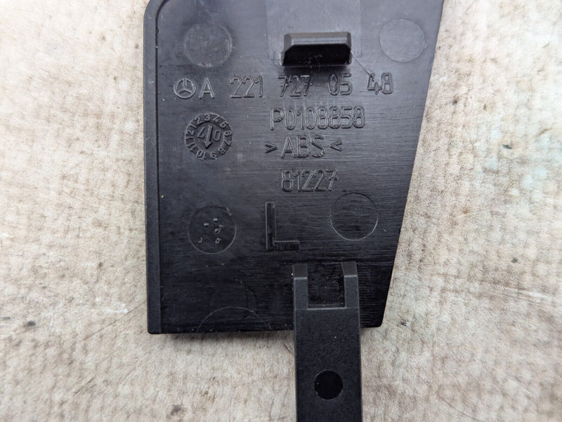 MERCEDES S CLASS W221 06-13 FRONT LEFT N/S DOOR CARD PANEL TRIM A2217270548