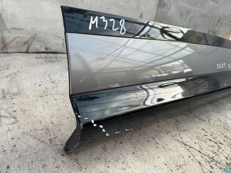 RANGE ROVER EVOQUE L551 2019-ON RIGHT SIDE FRONT DOOR PANEL TRIM MOULDING