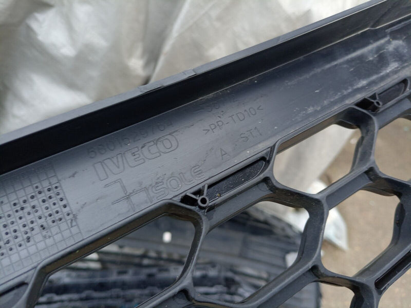 IVECO DAILY Pre-Facelift 2015-2018 FRONT BUMPER LOWER GRILL GRILLE