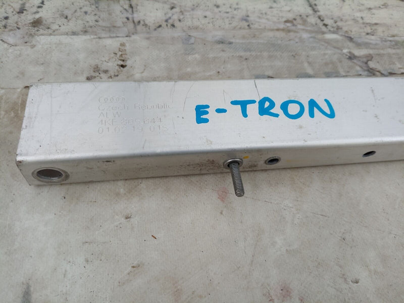 AUDI E-TRON 2018-ON FRONT BODYWORK CROSS PANEL 4KE805844 GENUINE