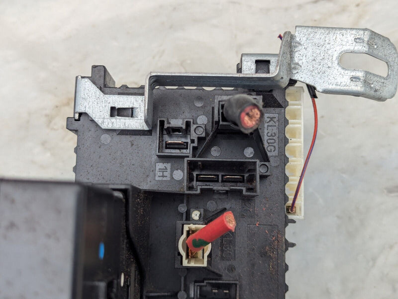 MERCEDES-BENZ C-CLASS W204 07-11 FUSE BOX CENTRAL UNIT A2049006301 GENUINE
