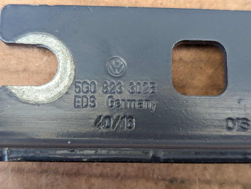 VW GOLF MK7 2012-2020 FRONT RIGHT O/S BONNET HINGE 5G0823302B GENUINE