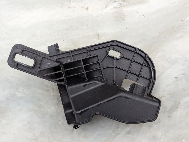 RANGE ROVER EVOQUE L538 FRONT RIGHT O/S FENDER WING MOUNT BRACKET BJ32-16A142-AA