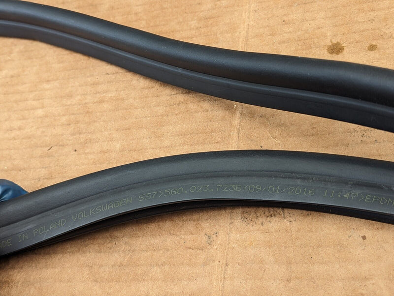 VW GOLF MK7 2012-2020 UNDER BONNET BULK HEAD RUBBER SEAL 5G0823723B GENUINE