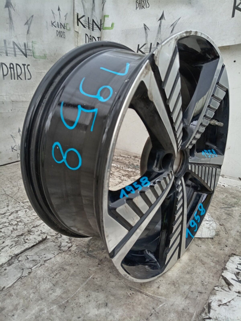 SAIC MOTOR MG ZS GENUINE ALLOY WHEEL RIM 17' 7Jx17H2 ET41 10483582