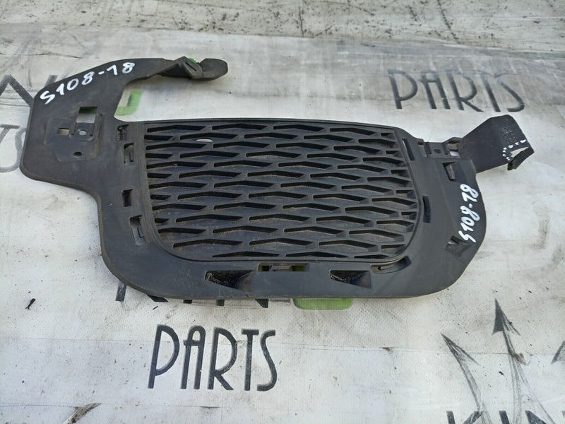 RANGE ROVER EVOQUE L538 15-19 FRONT RIGHT LOWER GRILLE GJ3215A298A