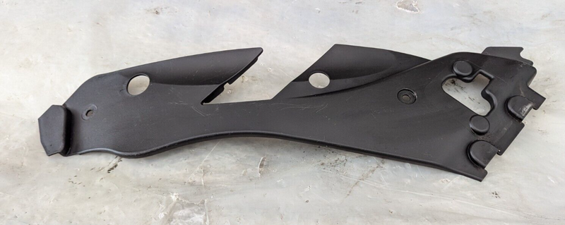 MERCEDES C-CLASS W204 07-11 LEFT N/S HEADLIGHT UPPER COVER TRIM A2048261324