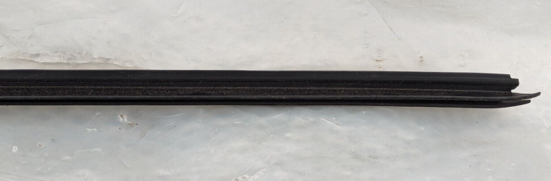 RANGE ROVER EVOQUE L538 2011-2015 FRONT LEFT N/S INNER WEATHER STRIP BJ32-21435