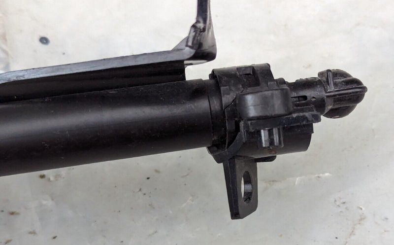 RANGE ROVER EVOQUE L538 11-15 FRONT RIGHT O/S HEADLAMP WASHER JET BJ32-13C152-CA