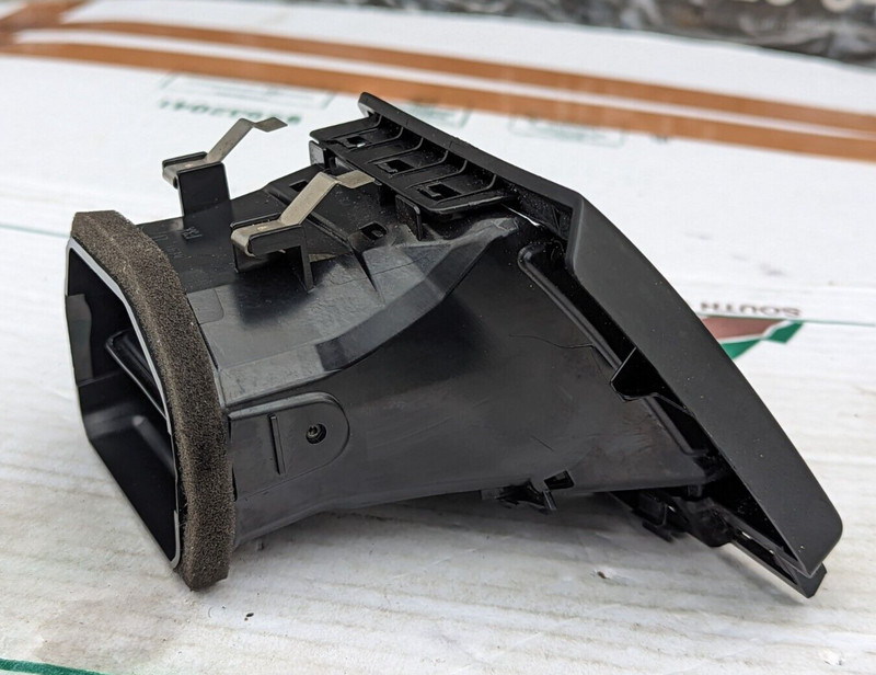 BMW 3 SERIES F30 2011-2019 DASHBOARD LEFT SIDE AIR VENT GRILL GRILLE 9253218-08