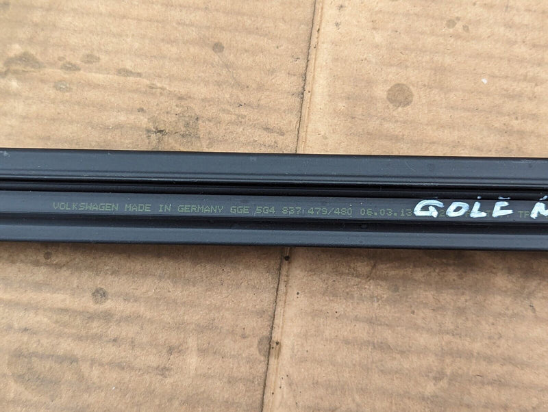 VW GOLF MK7 2012-2020 FRONT RIGHT O/S IN DOOR WINDOW MOLDING TRIM 5G4837479