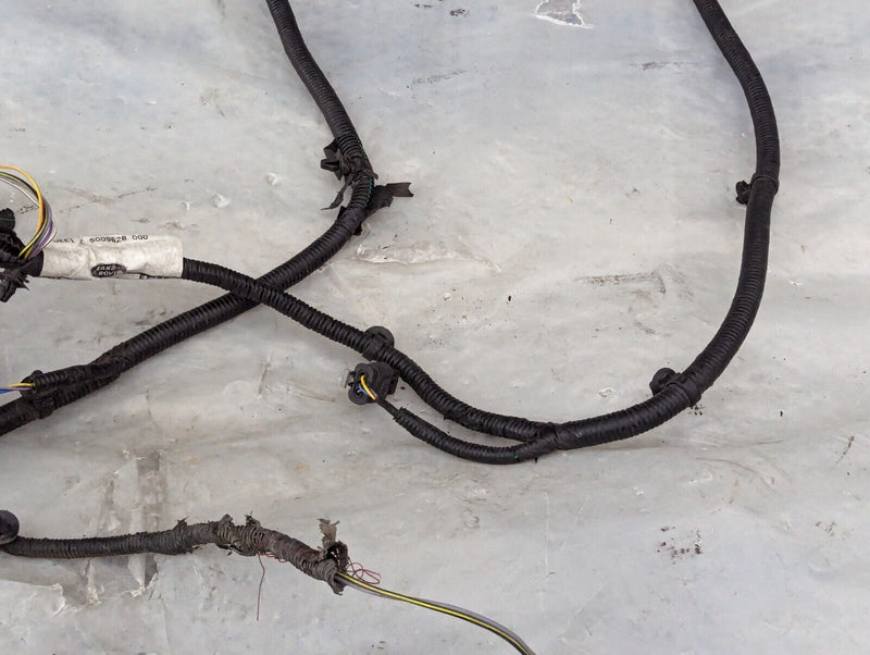 RANGE ROVER EVOQUE L538 FRONT RIGHT O/S BUMPER BRACKET W/PARKING SENSOR WIRING