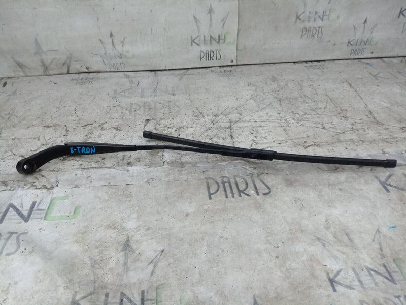 AUDI E-TRON 2018-ON FRONT WINDSCREEN WIPER ARM 97036203 GENUINE