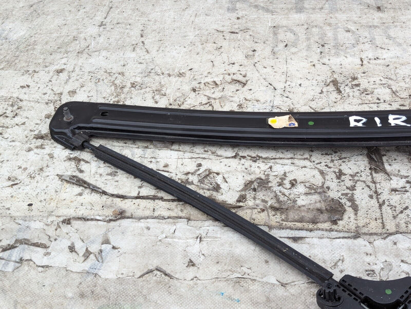 SKODA KAROQ NU7 17-2021 REAR RIGHT O/S WINDOW REGULATOR MECHANISM 575839462A