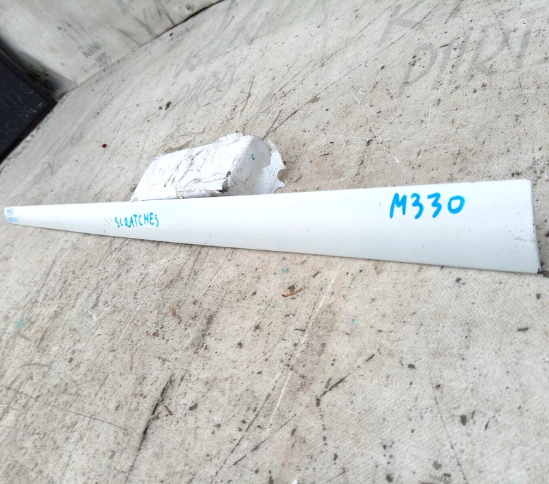 VW GOLF MK5 2004-2009 RIGHT SIDE FRONT DOOR TRIM MOULDING PANEL 1K4853516