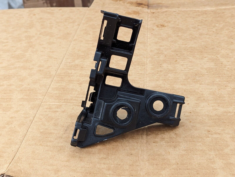 VW GOLF MK7 2012-2020 REAR LEFT N/S BUMPER MOUNT SUPPORT BRACKET 5G6807393