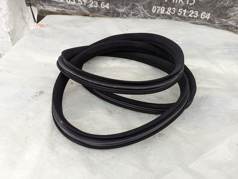 MERCEDES S-CLASS W221 S320 06-2013 REAR RIGHT O/S DOOR RUBBER SEAL A2216970951