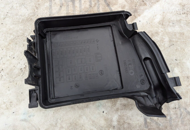 FIAT ABARTH 500 2008-2015 FUSE AND RELAY BOX LID COVER 51807660 GENUINE