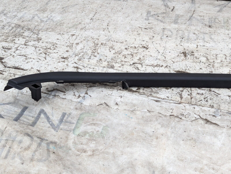 MERCEDES S-CLASS W221 06-13 FRONT RIGHT O/S DOOR WINDOW OUTER FRAME A2217250271