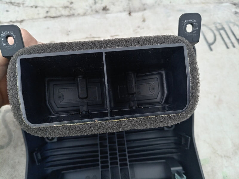 AUDI E-TRON 2018-ON REAR CENTER CONSOLE PANEL W/ AIR VENT 4K0819203B GENUINE
