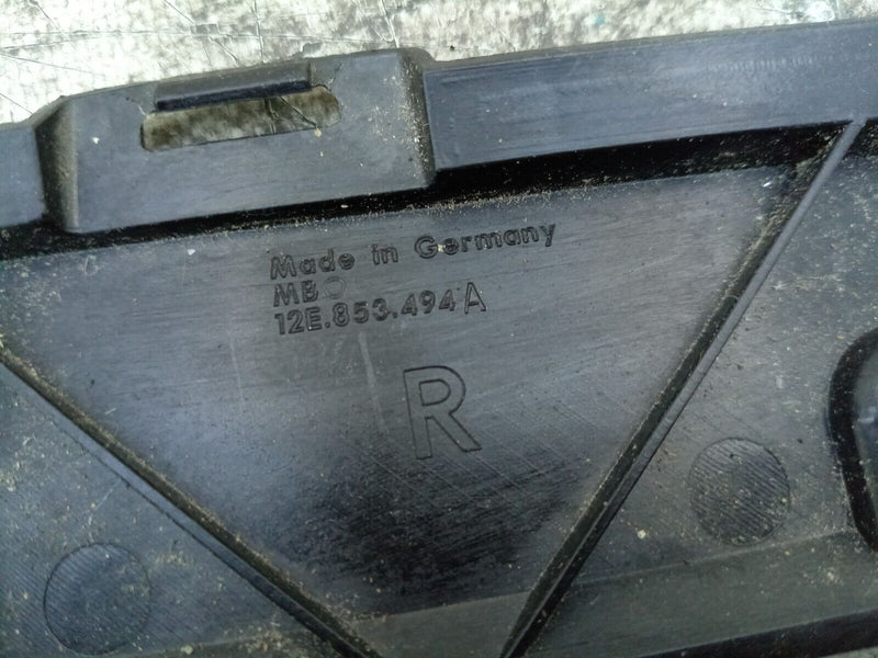 VW UP 2011-2016 RIGHT DRIVER SIDE SKIRT SILL MOUNT BRACKET 12E853494A