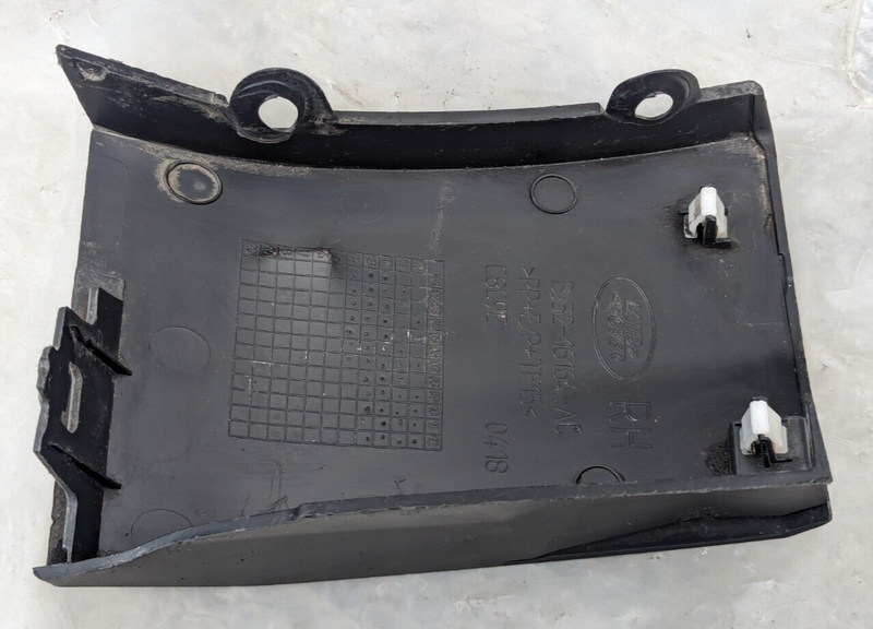 RANGE ROVER EVOQUE L538 11-15 FRONT RIGHT O/S FENDER WING LOWER MOLDING TRIM