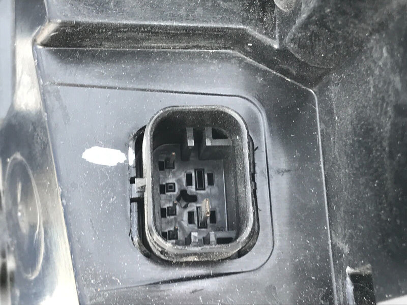 BMW 3' G20 SALOON 2018-ON REAR BOOT LID TAILGATE RIGHT SIDE LED TAIL LIGHT LAMP