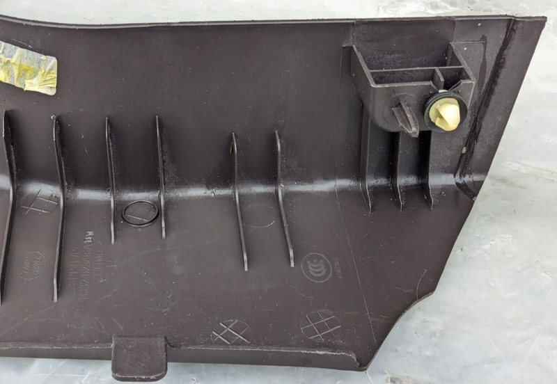 RANGE ROVER EVOQUE L538 11-15 RIGHT O/S LOWER DASHBOARD TRIM BJ32-02348-ADW