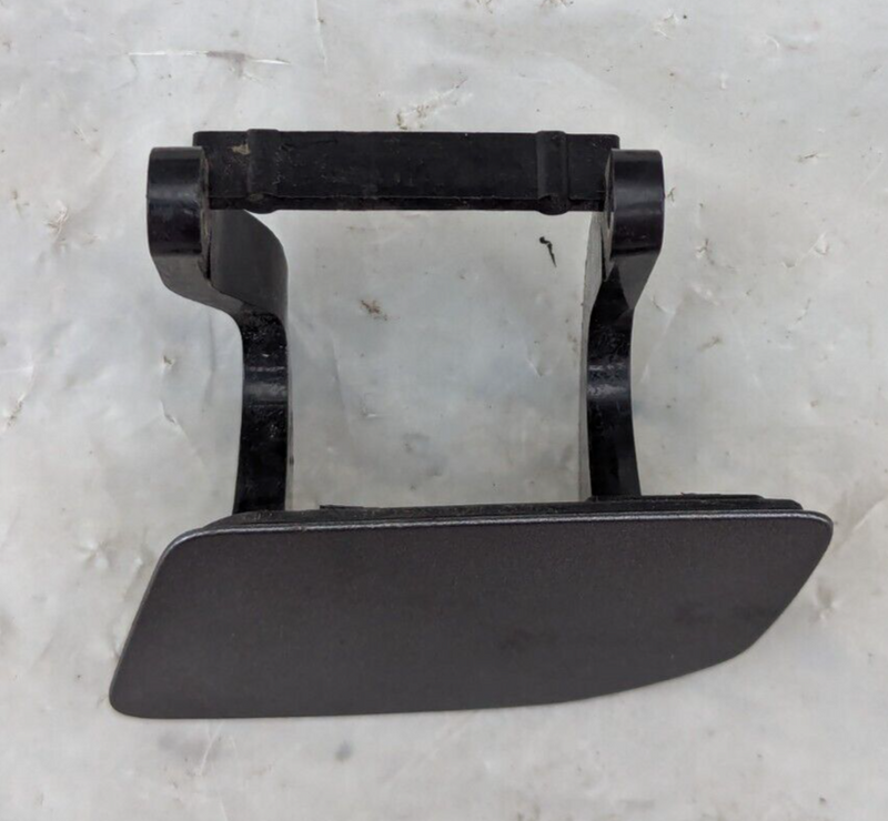 RANGE ROVER EVOQUE L538 11-15 LEFT N/S HEADLIGHT WASHER COVER CAP BJ32-13W024-C