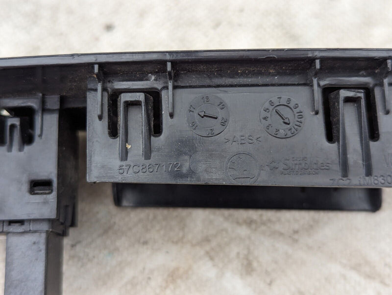 SKODA KAROQ NU7 17-21 REAR RIGHT O/S DOOR WINDOW SWITCH TRIM 5G0959855L GENUINE