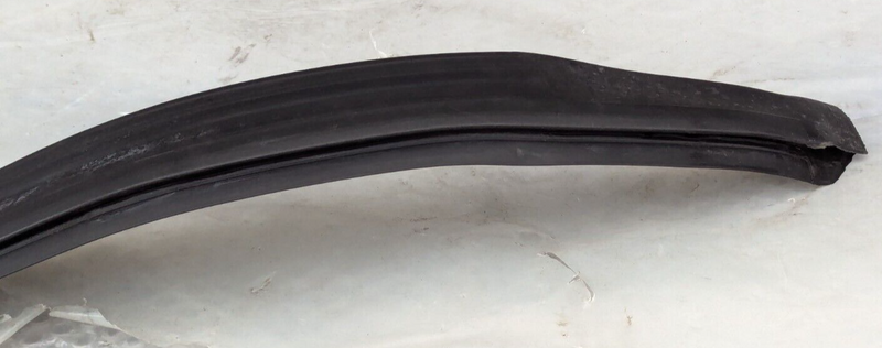 MERCEDES C-CLASS W204 07-11 LEFT N/S ENGINE PARTITION RUBBER SEAL A2046282798