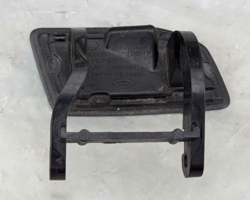 RANGE ROVER EVOQUE L538 11-15 LEFT N/S HEADLIGHT WASHER COVER CAP BJ32-13W024-C