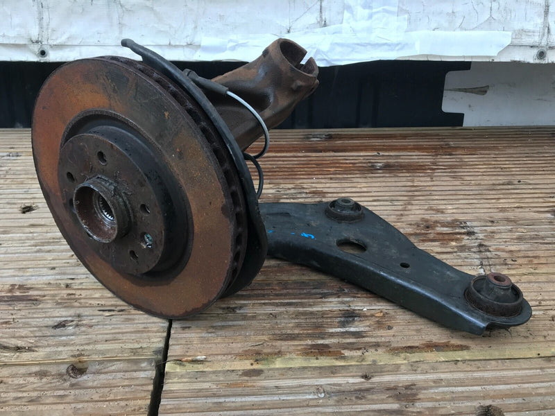 NISSAN QASHQAI J11 MK2 2013-20 1.6 DCI LEFT SIDE FRONT HUB, WISHBONE, BRAKE DISC