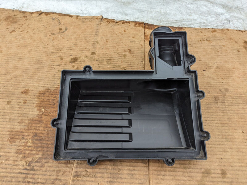 VW GOLF MK7 2012-2020 AIR FILTER HOUSING BOX 5Q0129607 GENUINE