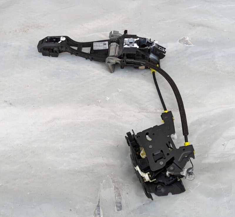 RANGE ROVER EVOQUE L538 FRONT LEFT N/S DOOR HANDLE MOUNT W/ LOCK BJ32-203A29-DC